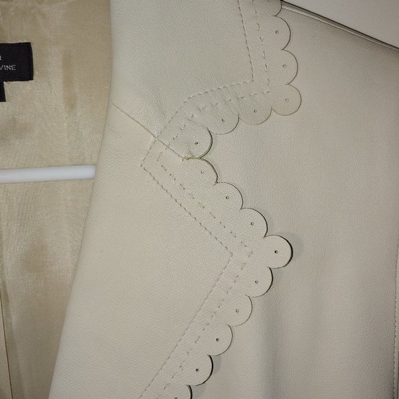 Tahari 100% Leather Blazer/Jacket Scalloped Trim Size 10 Cream - Picture 5 of 13